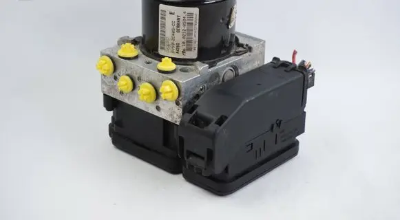 Ford Fiesta ABS Pump AV592C405CC 10096101293