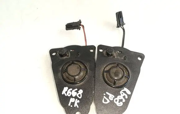 Volkswagen Transporter - Caravelle T5 Front door high frequency speaker 7E0035411C