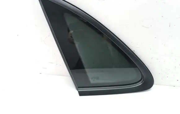 Porsche Macan (95B) Rear side window 95B845297XB