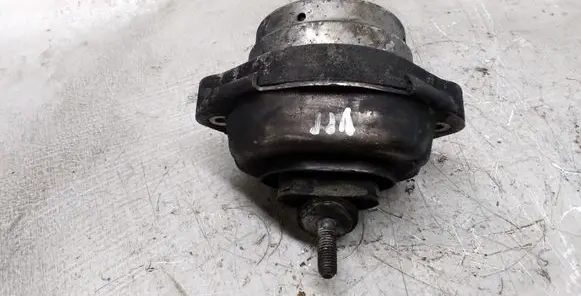 BMW X5 E53 Engine mount bracket 6758444 675844402