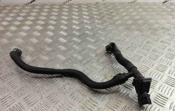 BMW 7 F01 F02 F03 F04 Breather hose/pipe 7575642
