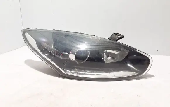 Renault Megane III Headlight/headlamp 260103761R