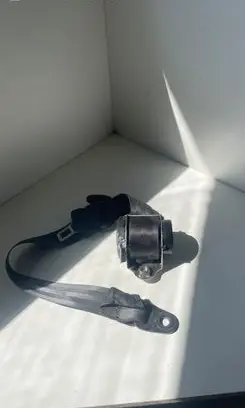Land Rover Discovery 4 - LR4 Front seatbelt 0277C