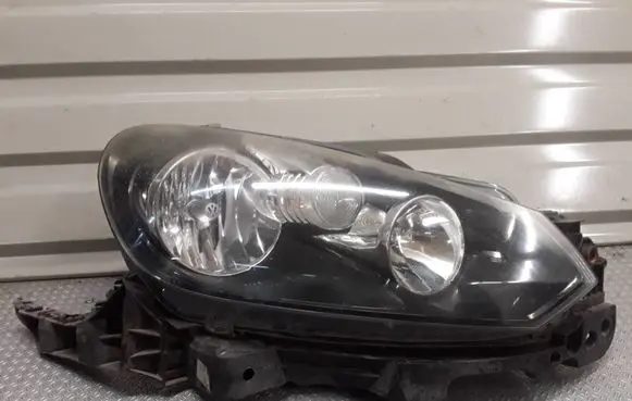 Volkswagen Golf VI Headlight/headlamp