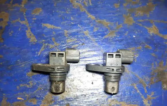 Mitsubishi Lancer X Crankshaft speed sensor 