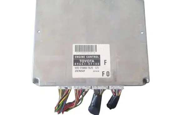 Toyota Corolla Verso E121 Engine control unit/module 896610F100 MB1758007625