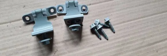 Audi RS Q8 Tailgate/trunk/boot hinge 8U0827299E 8U0827300E