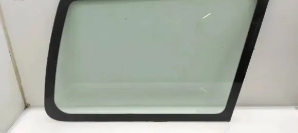 Subaru Forester SF Rear side window 43R00018
