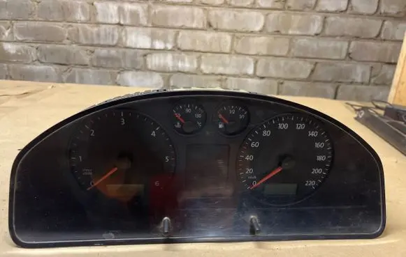 Volkswagen Transporter - Caravelle T5 Speedometer (instrument cluster) 7H0920850G 110080204