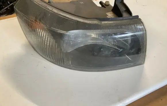 Ford Transit Headlight/headlamp