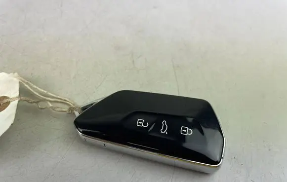 Volkswagen Golf VIII Ignition key/card 5H0959753BR