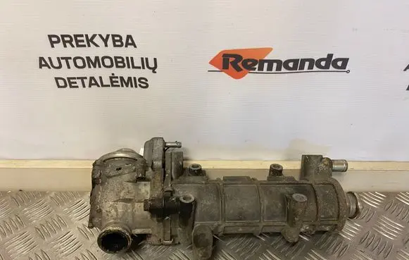 Iveco Daily 35 - 40.10 EGR valve cooler 504136967