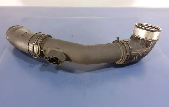 Ford Galaxy Air intake hose/pipe 7M3145957C