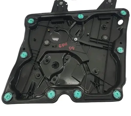 Volkswagen Golf VIII Front door window regulator motor E08758107