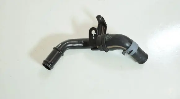 Audi A6 S6 C8 4K Engine coolant pipe/hose 05L122157AN