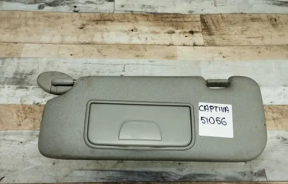 Chevrolet Captiva Sun visor
