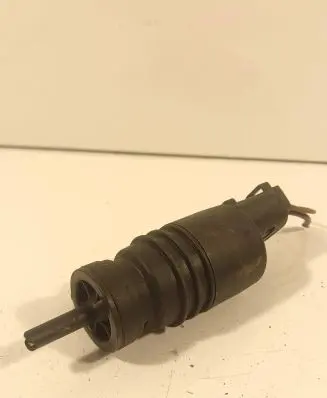 BMW X5 E53 Windscreen/windshield washer pump