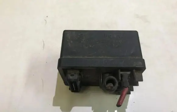 Peugeot 206 Glow plug pre-heat relay 0281003009