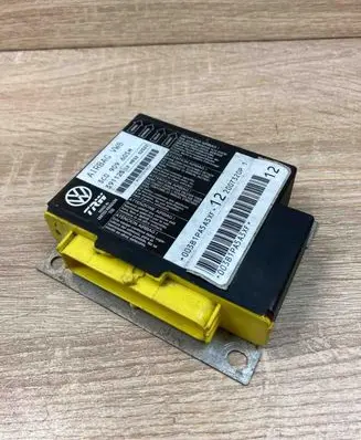 Volkswagen PASSAT B6 Airbag control unit/module 3C0909605M 391125