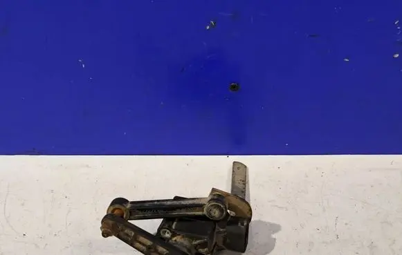 Mercedes-Benz ML W164 Air suspension front height level sensor A0105427717