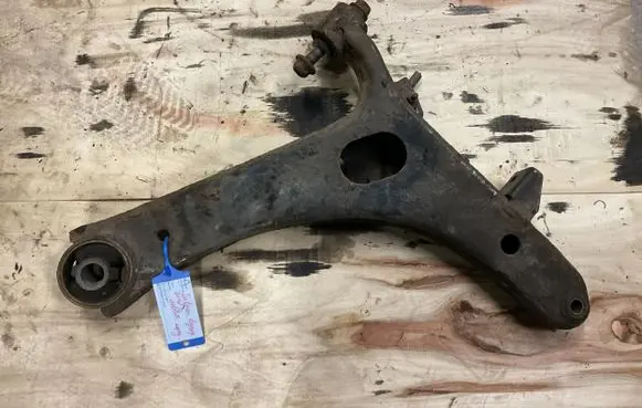 Subaru Legacy Front height sensor lever 