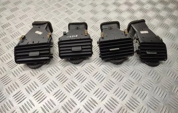 Volkswagen Touareg II Dash center air vent grill 7P1819727A 7P1819704A 7P1819728A