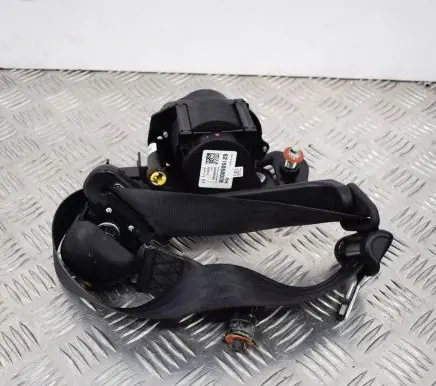 Hyundai Genesis Front seatbelt 621585800B