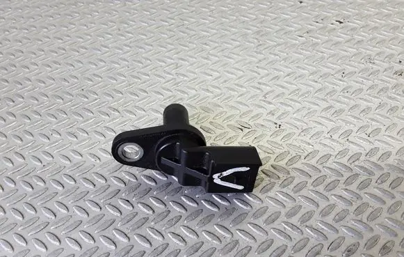 Ford Focus Camshaft position sensor