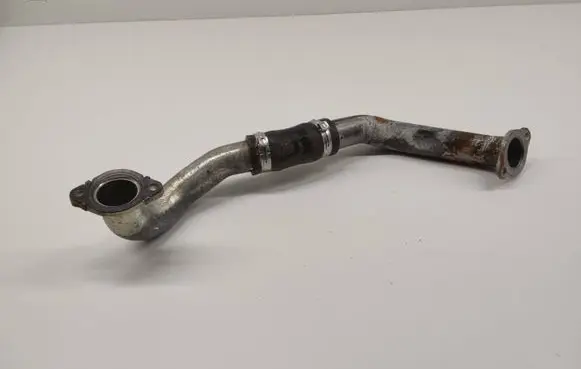 Volvo XC40 Engine coolant pipe/hose 32208969