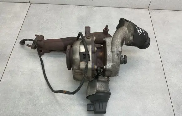 Volkswagen PASSAT CC Turbo 03L253016G