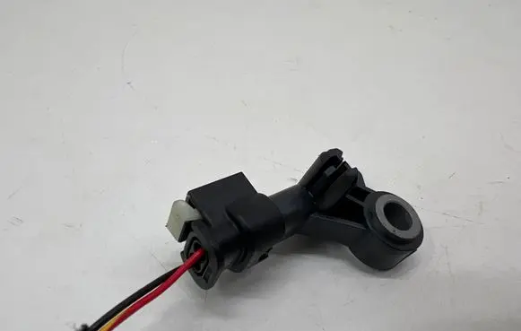 Mercedes-Benz CLA C118 X118 Airbag deployment crash/impact sensor A2239056103