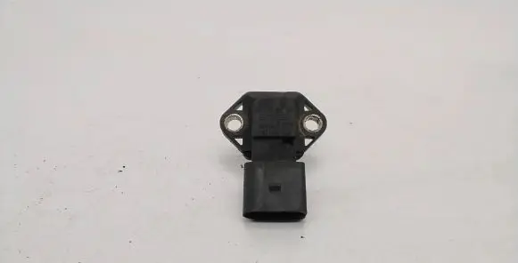 Audi A6 S6 C5 4B Air pressure sensor 038906051 0281002177
