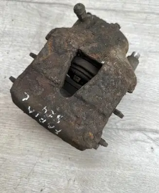 Skoda Fabia Mk1 (6Y) Front brake caliper