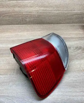 BMW 5 E39 Tailgate rear/tail lights 2496322