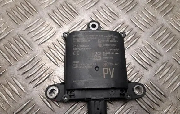 Toyota Prius (XW50) Blind spot module 8816247040