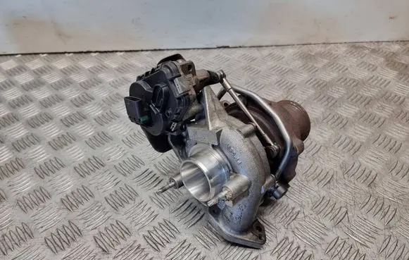 Ford Focus Turbo GTD1244VZ 9813241380 8452752
