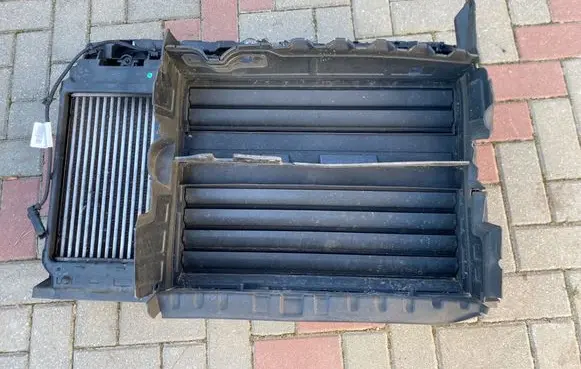 Peugeot 2008 II Radiator set 9827748680
