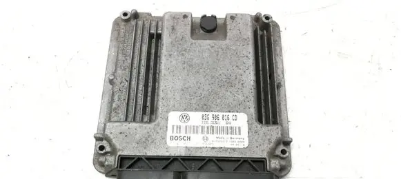 Volkswagen Touran I Engine control unit/module 1039S06219 0281011945 03G906016CD