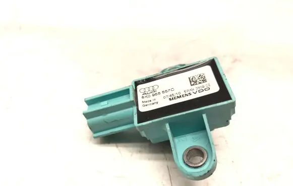 Audi A4 S4 B8 8K Airbag deployment crash/impact sensor 8K0955557C 5WK4380902