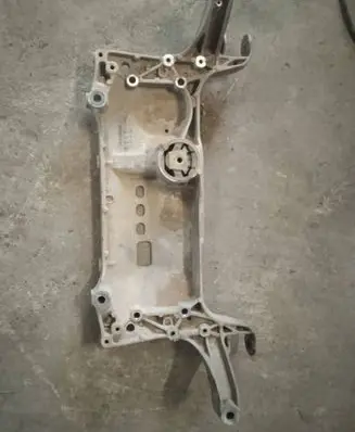 Volkswagen PASSAT B6 Front subframe 3C0199369F