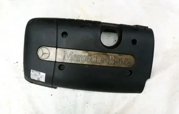 Engine cover (trim)