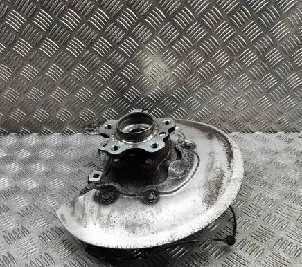 BMW 3 G20 G21 Rear wheel hub 6898480