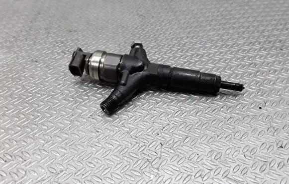 Subaru Legacy Fuel injector 16613AA020