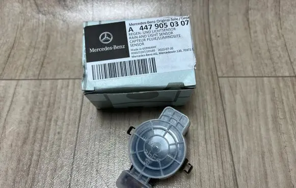 Mercedes-Benz Vito Viano W447 Rain sensor A4479050307 4479050307
