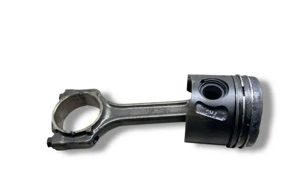 Opel Combo D Piston with connecting rod 263A2.000