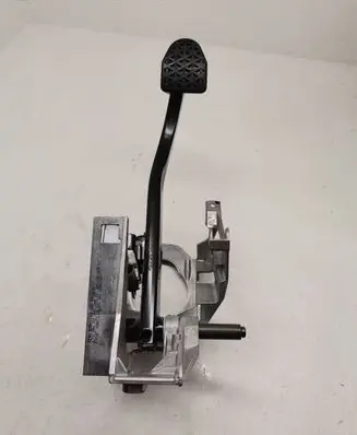 BMW M4 F82 F83 Brake pedal 6878291