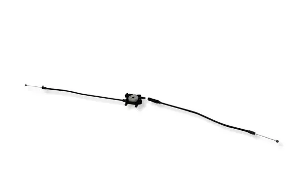 Volkswagen Arteon Engine bonnet/hood lock release cable 3G8823531