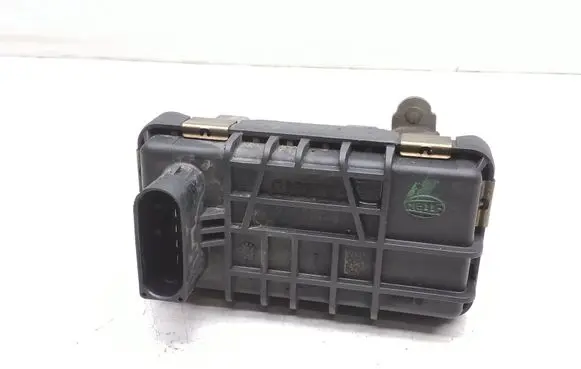 Volvo V70 Turbine electric control actuator 6NW009228