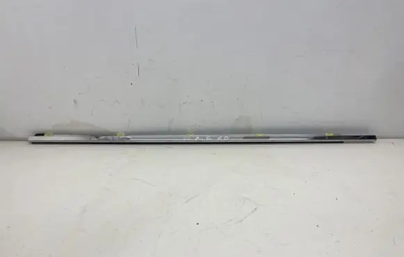 Lexus GS 250 350 300H 450H Front door trim (molding) 7571030500