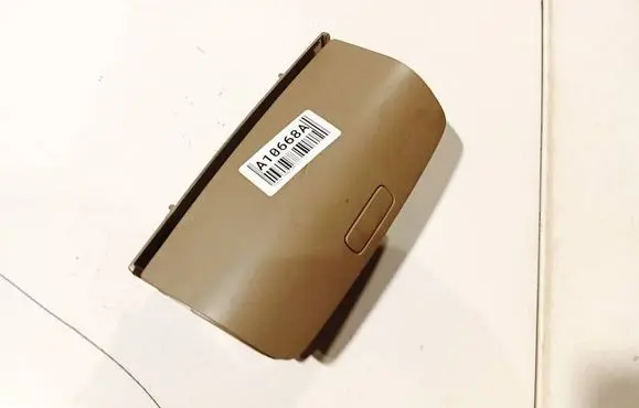 Volkswagen PASSAT B6 Glove box 1k0868837e